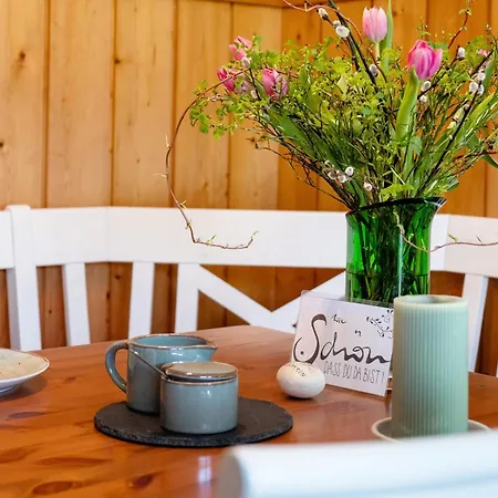 Aufbluehen In סאן בלאסיין